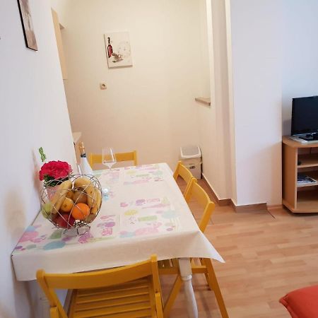Apartmani Luka Crikvenica Exterior foto